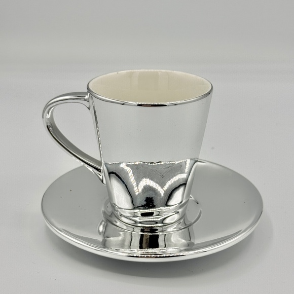 Starbucks | 2013 Silver & Red Mini Holiday Mug Plate Demi Espresso Set - Picture 2 of 11
